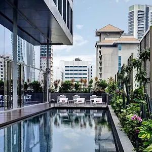 מלון Yotel Orchard Road